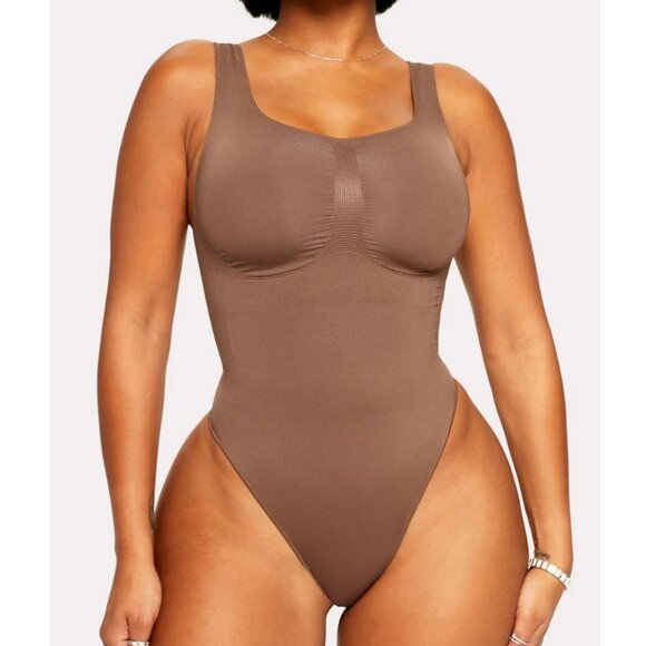 Yitty Limited Edition Color Yellow Nearly Naked Shaping Thong Bodysuit 2X - Picture 5 of 6